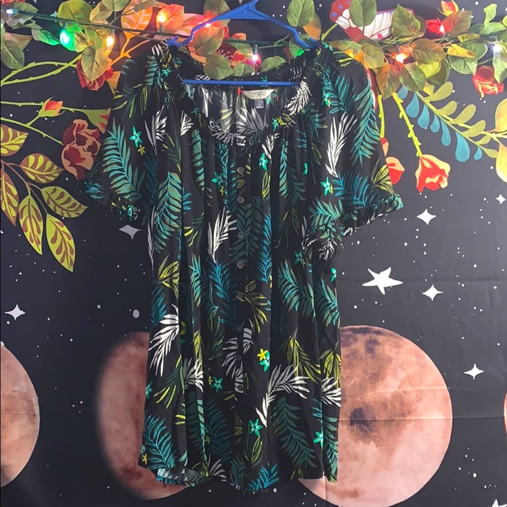 Terra and Sky 0X (14W) palm leaf blouse